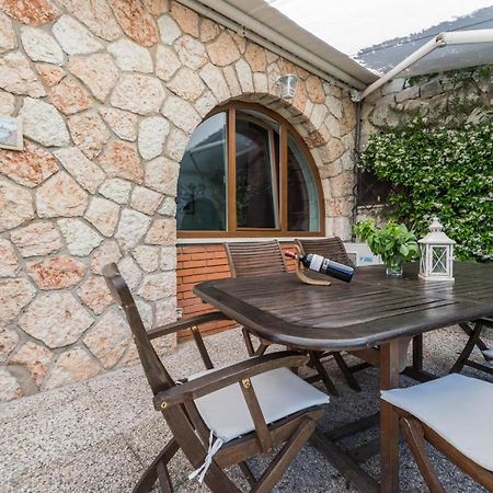 Residence La Mignon Oleandri Torri Del Benaco Bagian luar foto